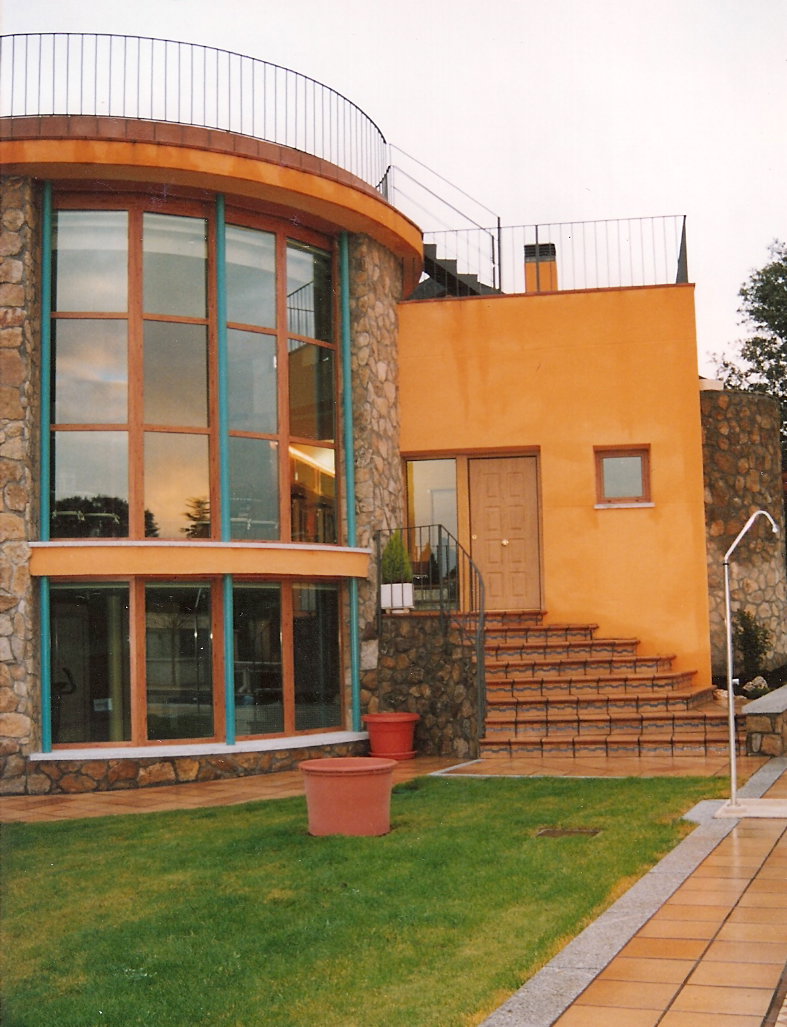 Pabellón de Juegos anexo a vivienda unifamiliar aislada en Avenida de la Sierra. Urbanizacion Guadamonte. Villanueva de la cañada. Pabellón de Juegos anexo a vivienda unifamiliar aislada en Avenida de la Sierra. Urbanizacion Guadamonte. Villanueva de la cañada.